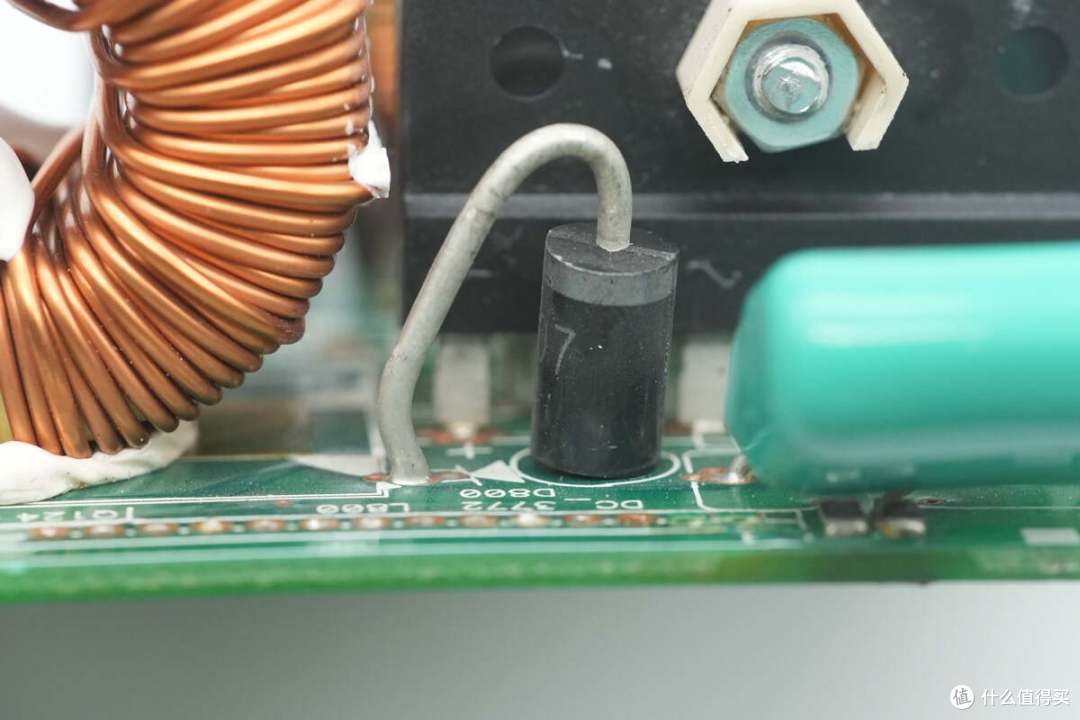 PFC+LLC+同步整流架构设计，台达550W碳化硅服务器电源拆解