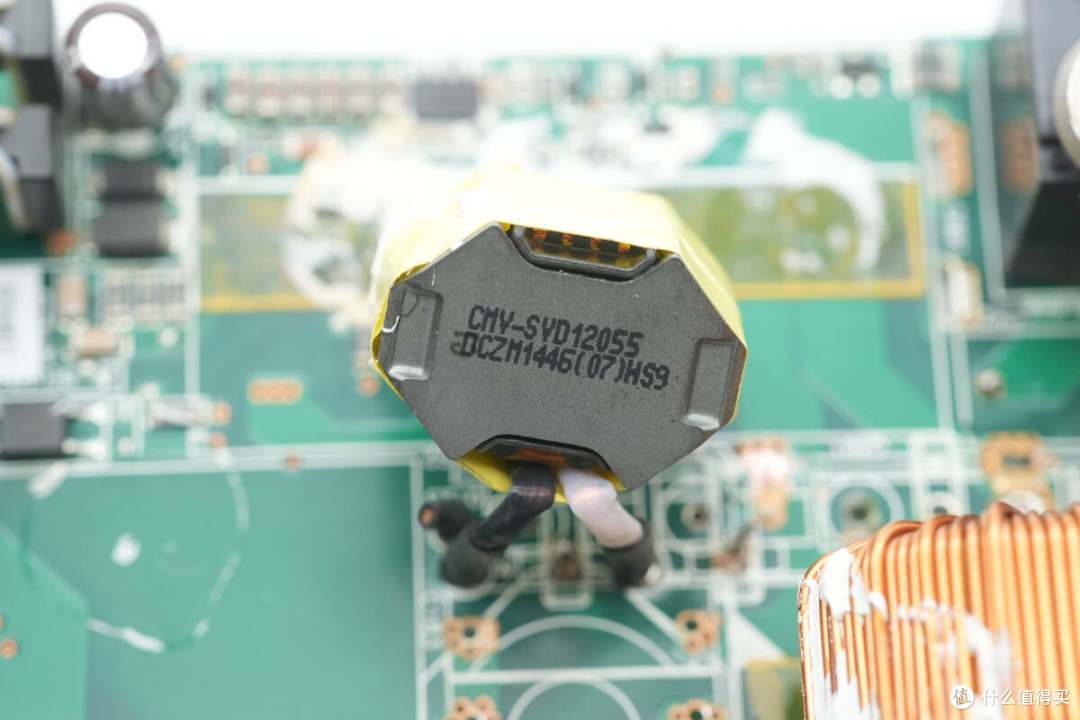 PFC+LLC+同步整流架构设计，台达550W碳化硅服务器电源拆解