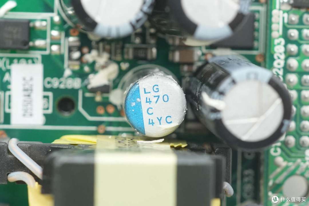 PFC+LLC+同步整流架构设计，台达550W碳化硅服务器电源拆解