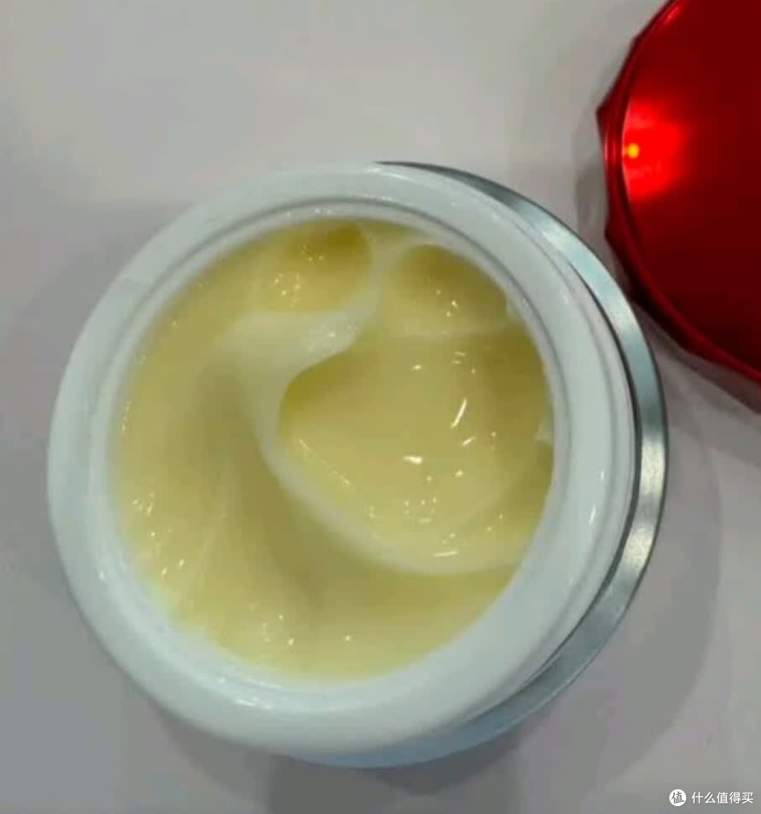 珀莱雅红宝石面霜:抗初老平替天花板.淡纹紧致还不刺激!