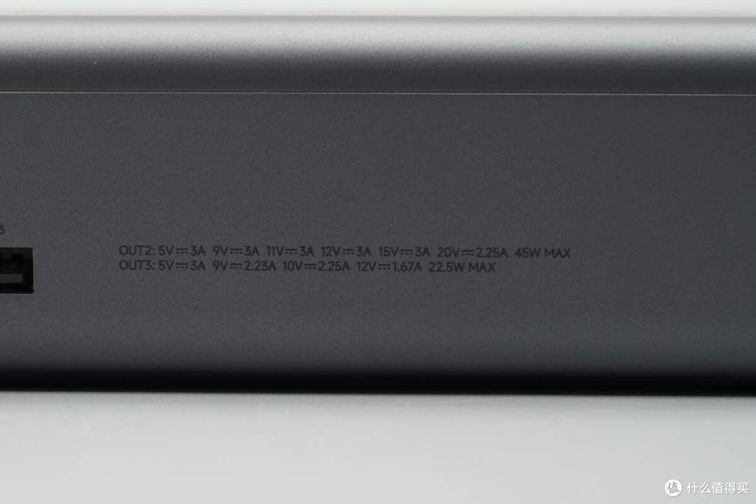 120W+45W同时快充,小米新款165W自带线充电宝拆解