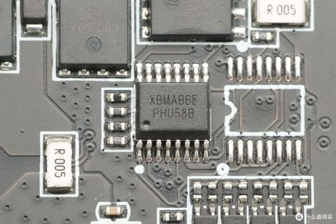 120W+45W同时快充,小米新款165W自带线充电宝拆解