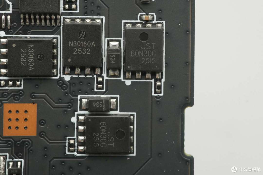 120W+45W同时快充,小米新款165W自带线充电宝拆解