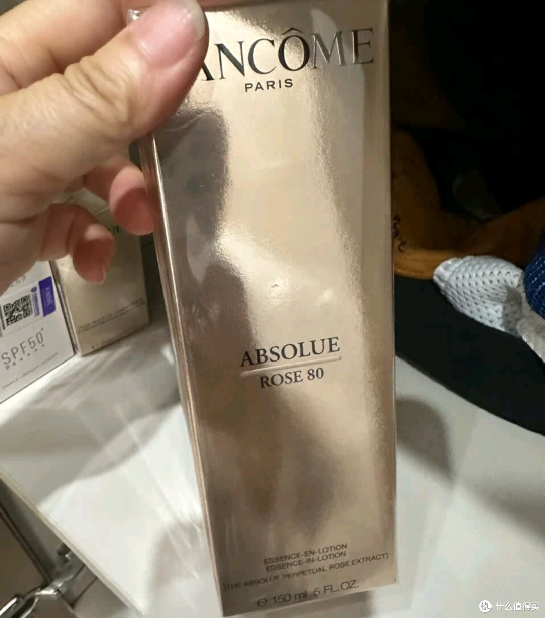 双十一必选:兰蔻菁纯精华水,奢润抗老的“水光弹”