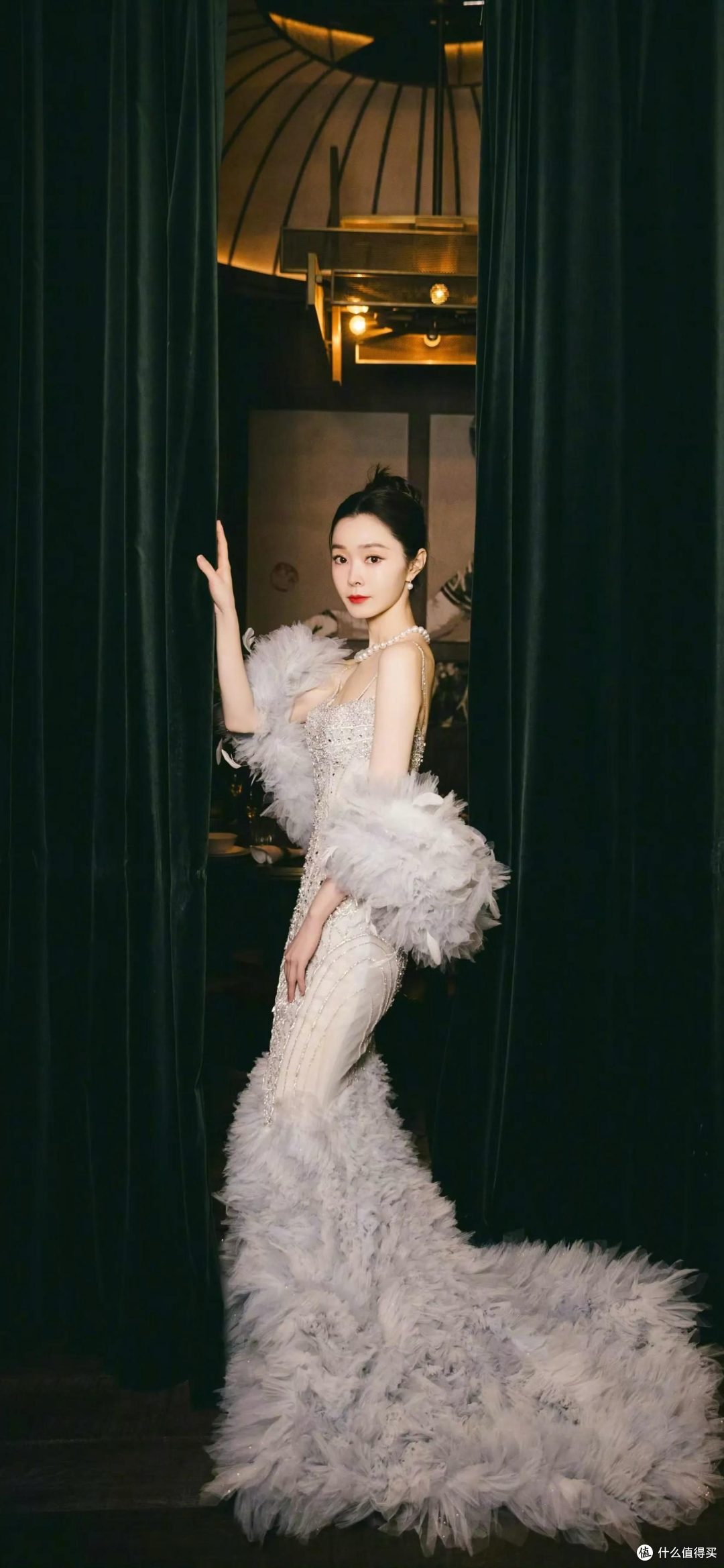宋轶活动造型封神!民国名媛风美到失语,这状态是真实存在的吗?