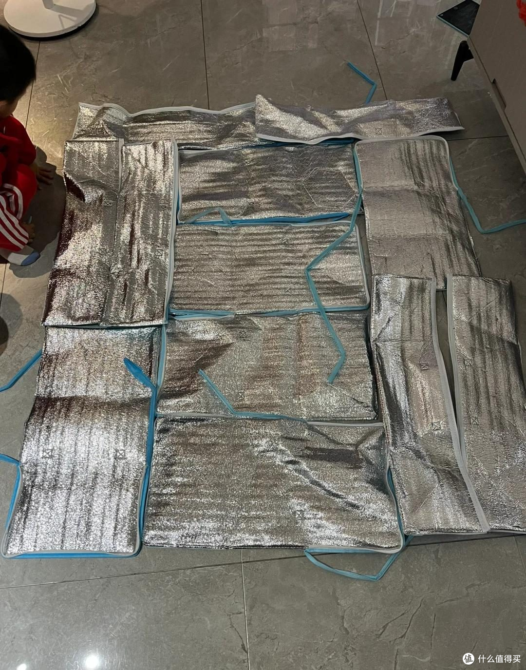 家里外卖袋不要扔了，简单改造一下，比专门买的小物品还要实用！