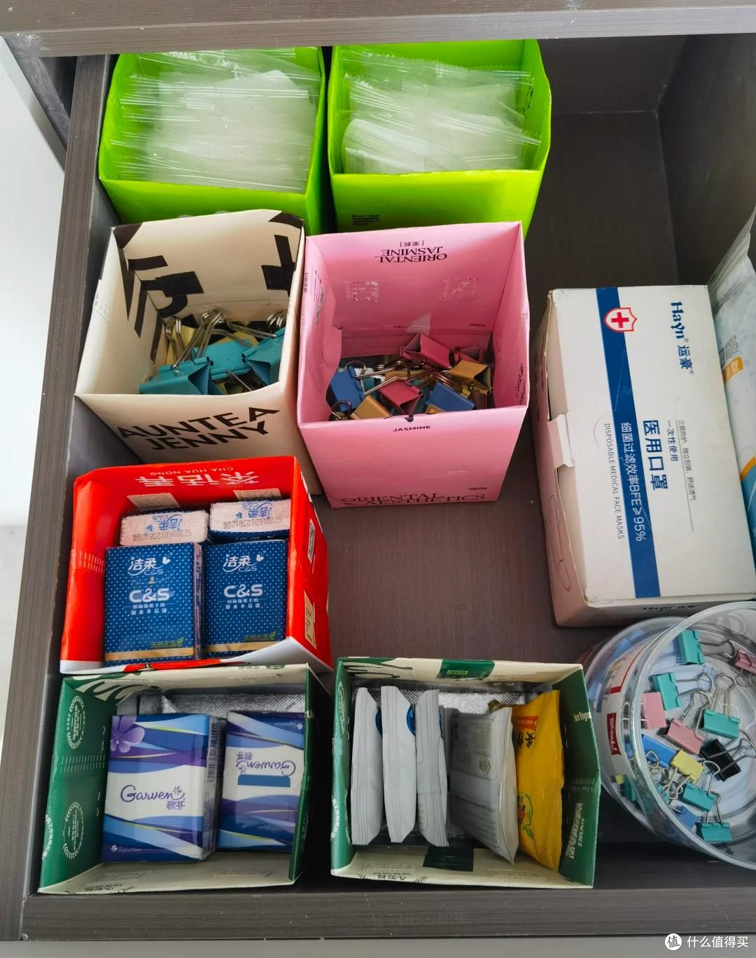 家里外卖袋不要扔了，简单改造一下，比专门买的小物品还要实用！