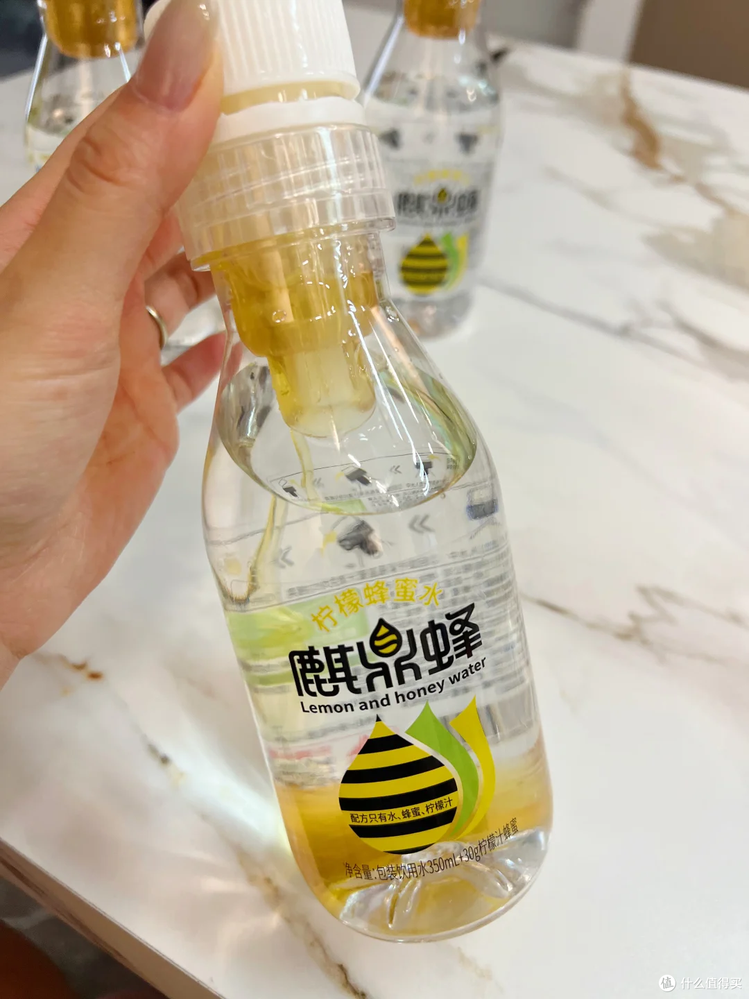 蜂蜜柠檬水，一口喝掉清爽感！
