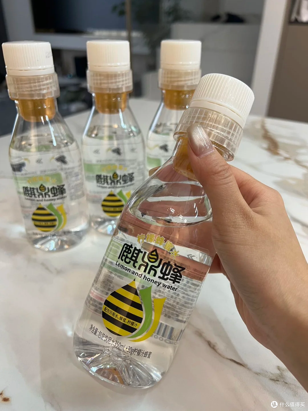 蜂蜜柠檬水，一口喝掉清爽感！