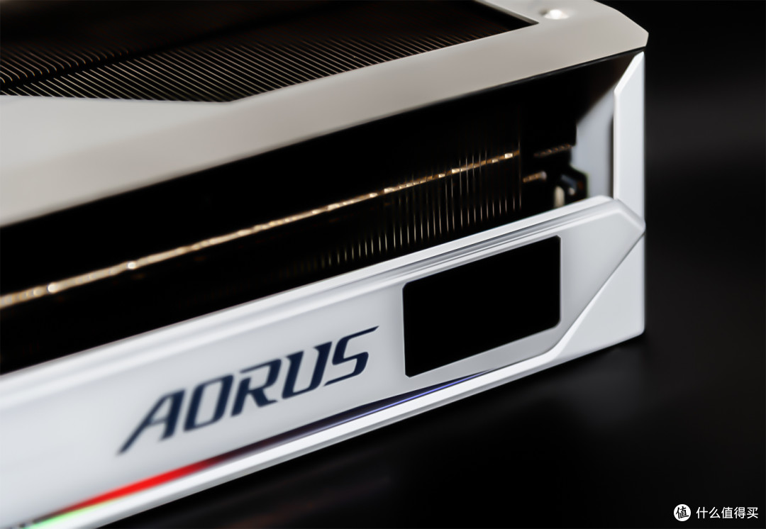 玩转4K高刷——技嘉超级冰雕RTX5080