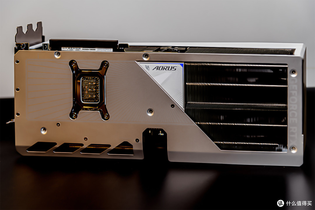 玩转4K高刷——技嘉超级冰雕RTX5080
