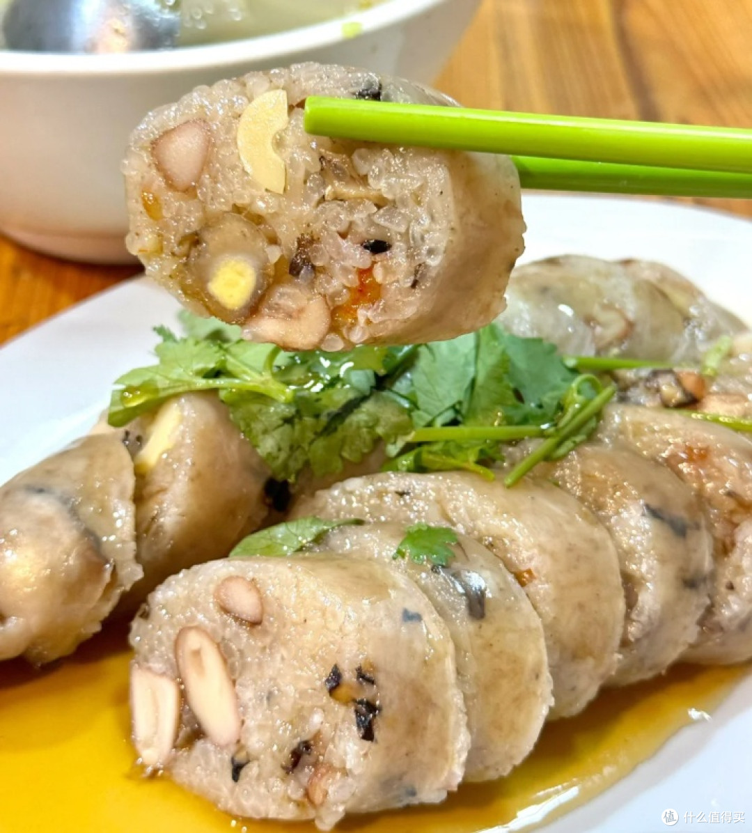 糯米猪肠:一节软糯里的潮汕烟火气