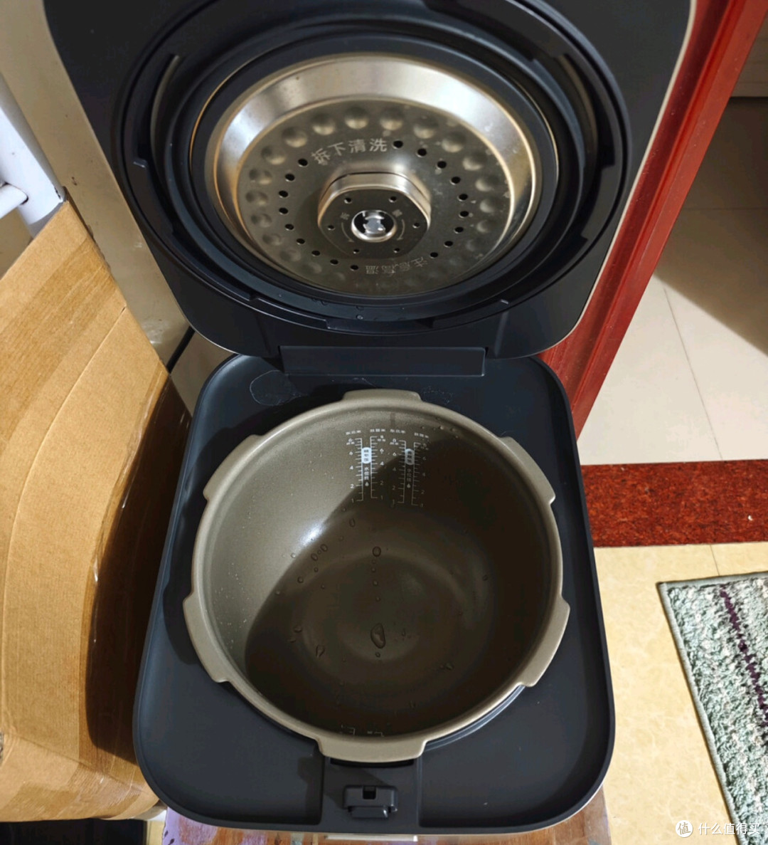 米家4L电饭煲：快煮不粘钛内胆