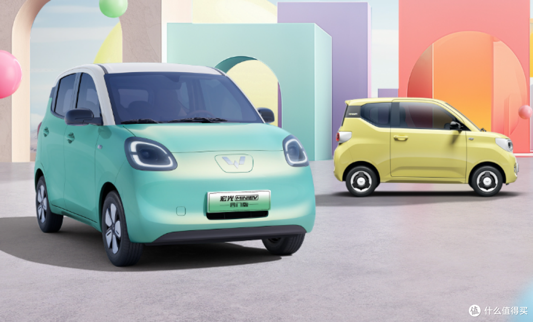 5.58万！五菱宏光MINI EV四门版新增301km版本，动力不变！
