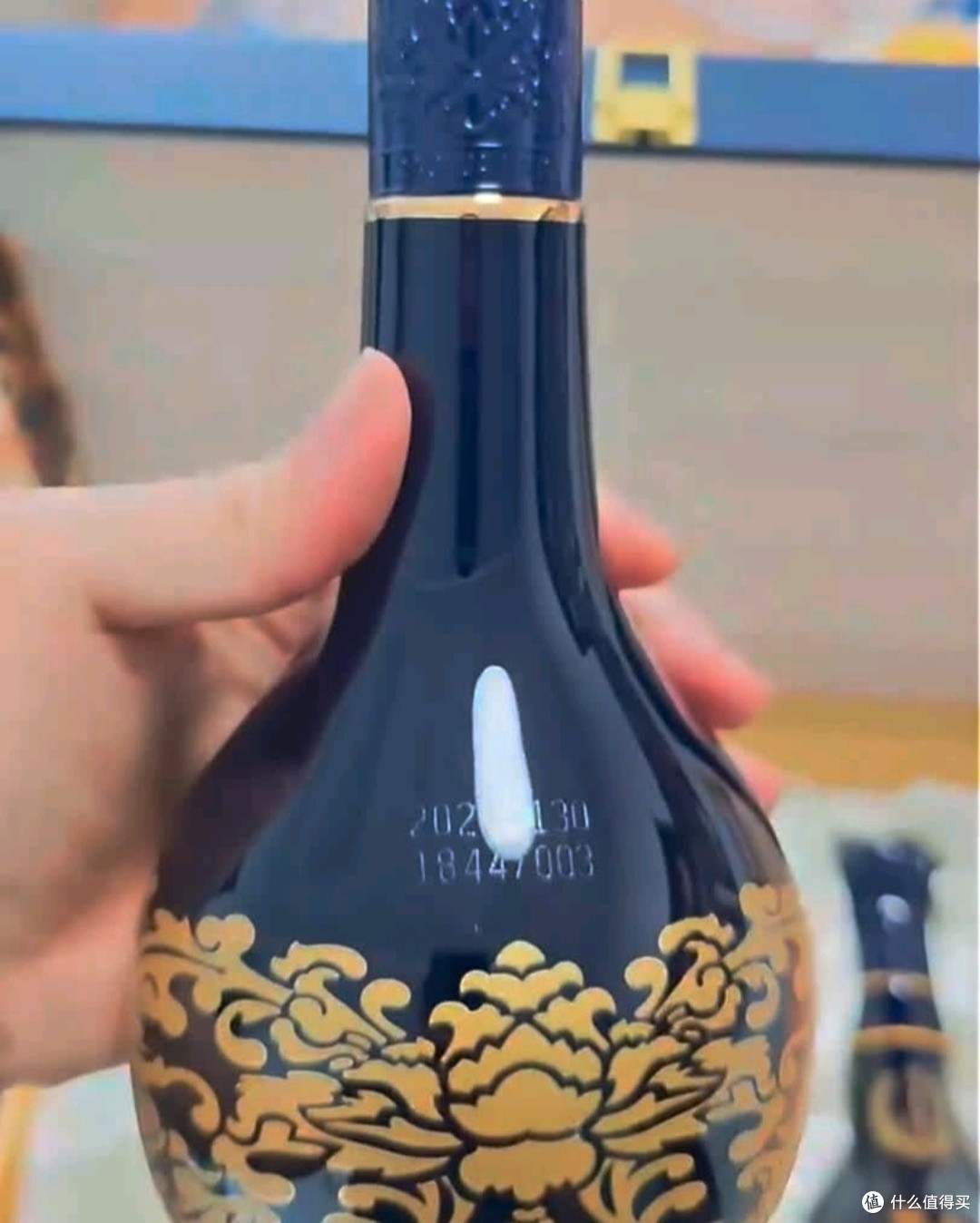 青花郎酒:酱香醇厚,层次丰富
