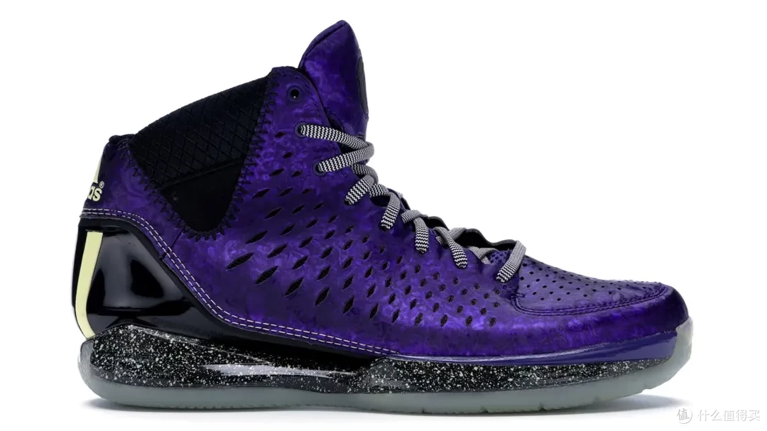 阿迪达斯 D Rose 3.0 “圣诞夜惊魂”