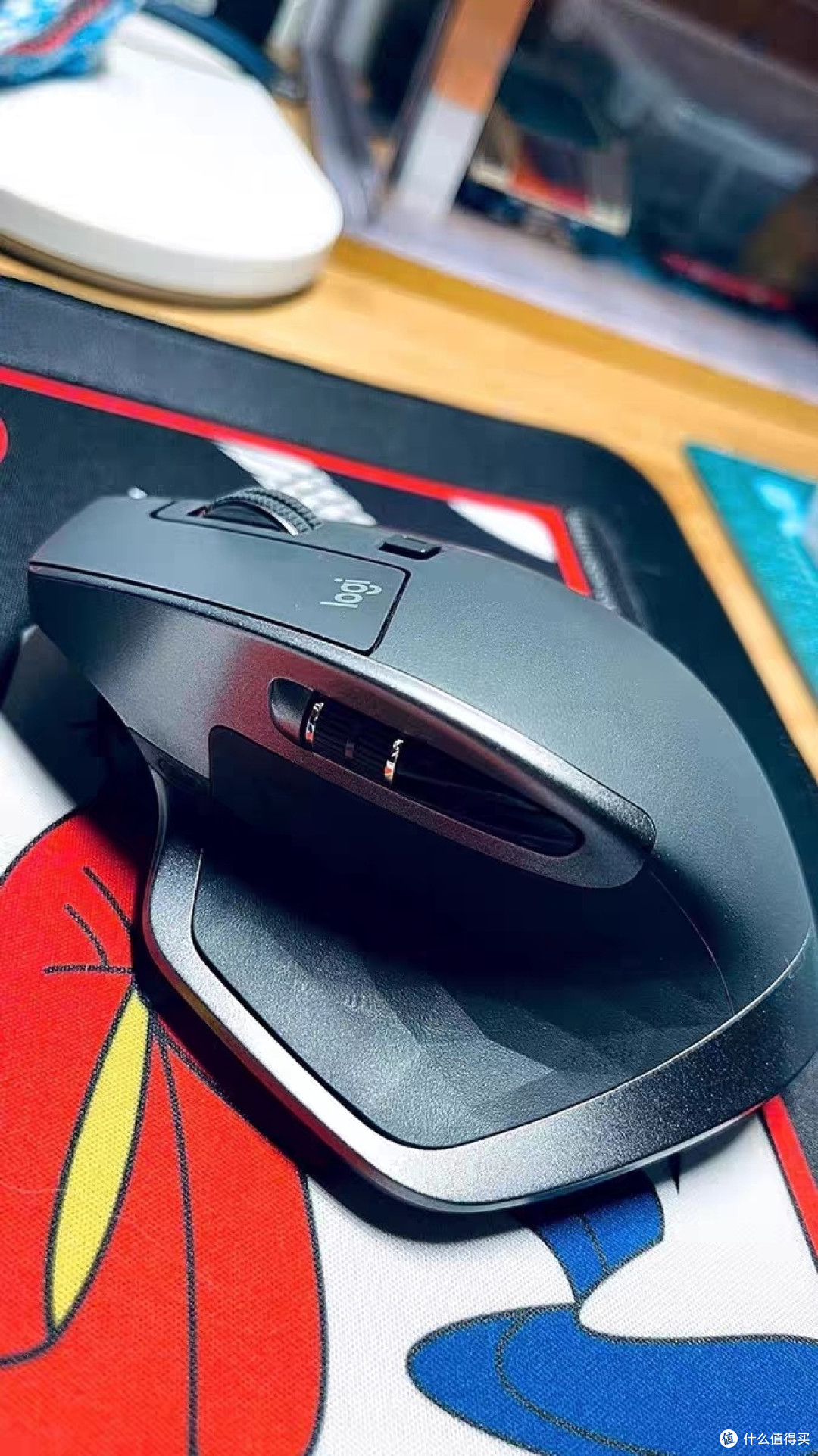罗技大师系列MX Master2S无线鼠标