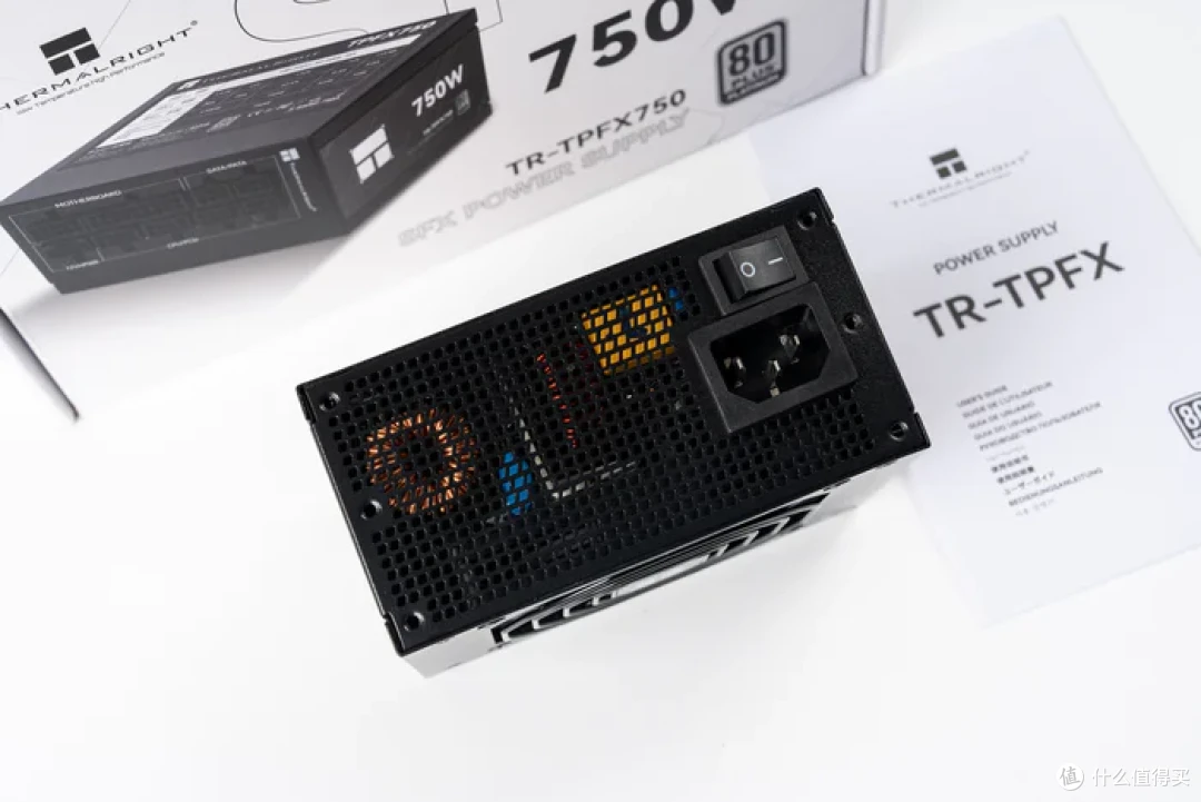 手提游戏盒子—铭瑄B850I+撼讯9060XT游荡者+机械大师C24装机分享