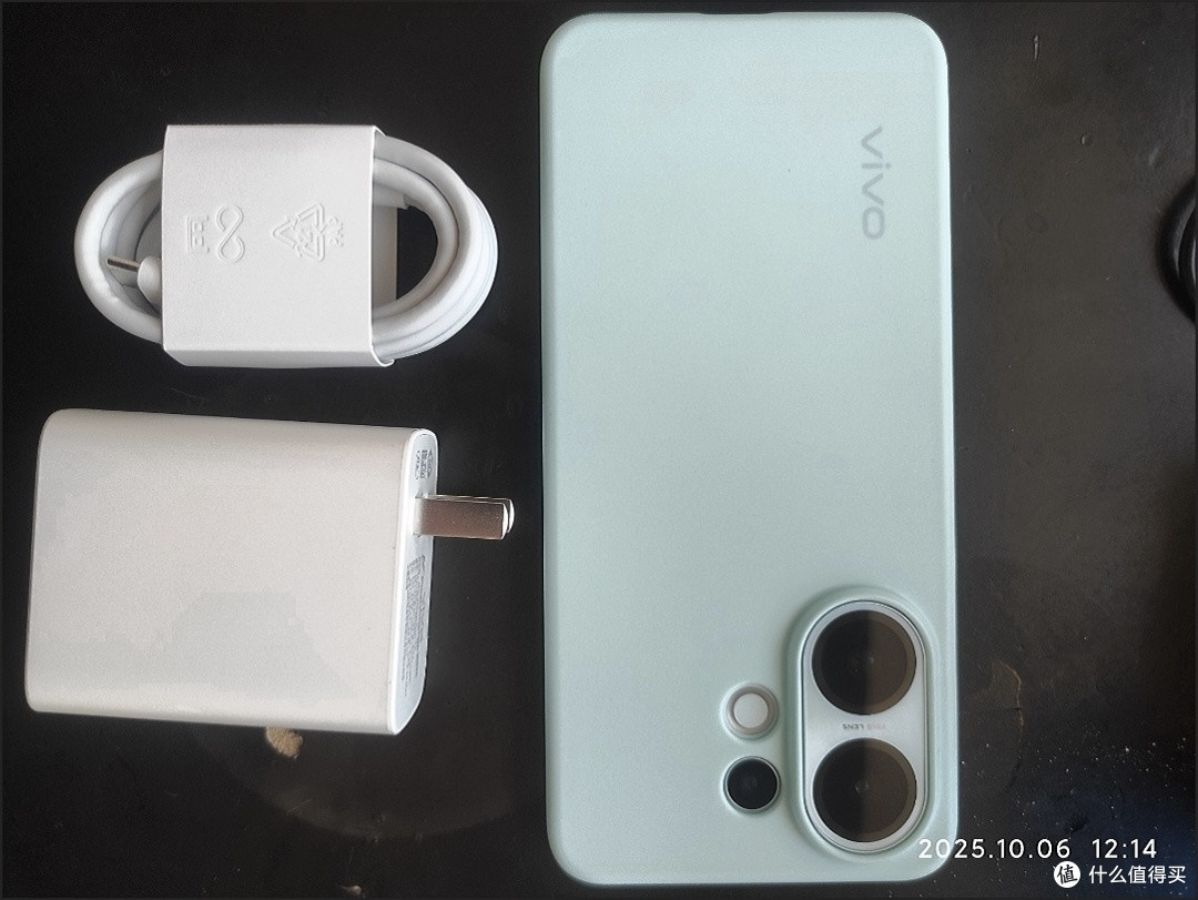 VIVO S30：影像出众的时尚手机