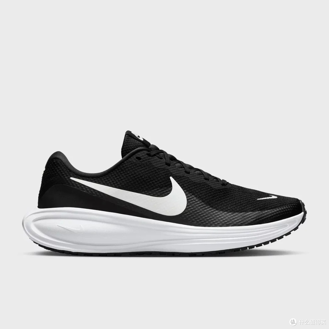 Nike REVOLUTION 8:缓震透气轻量化