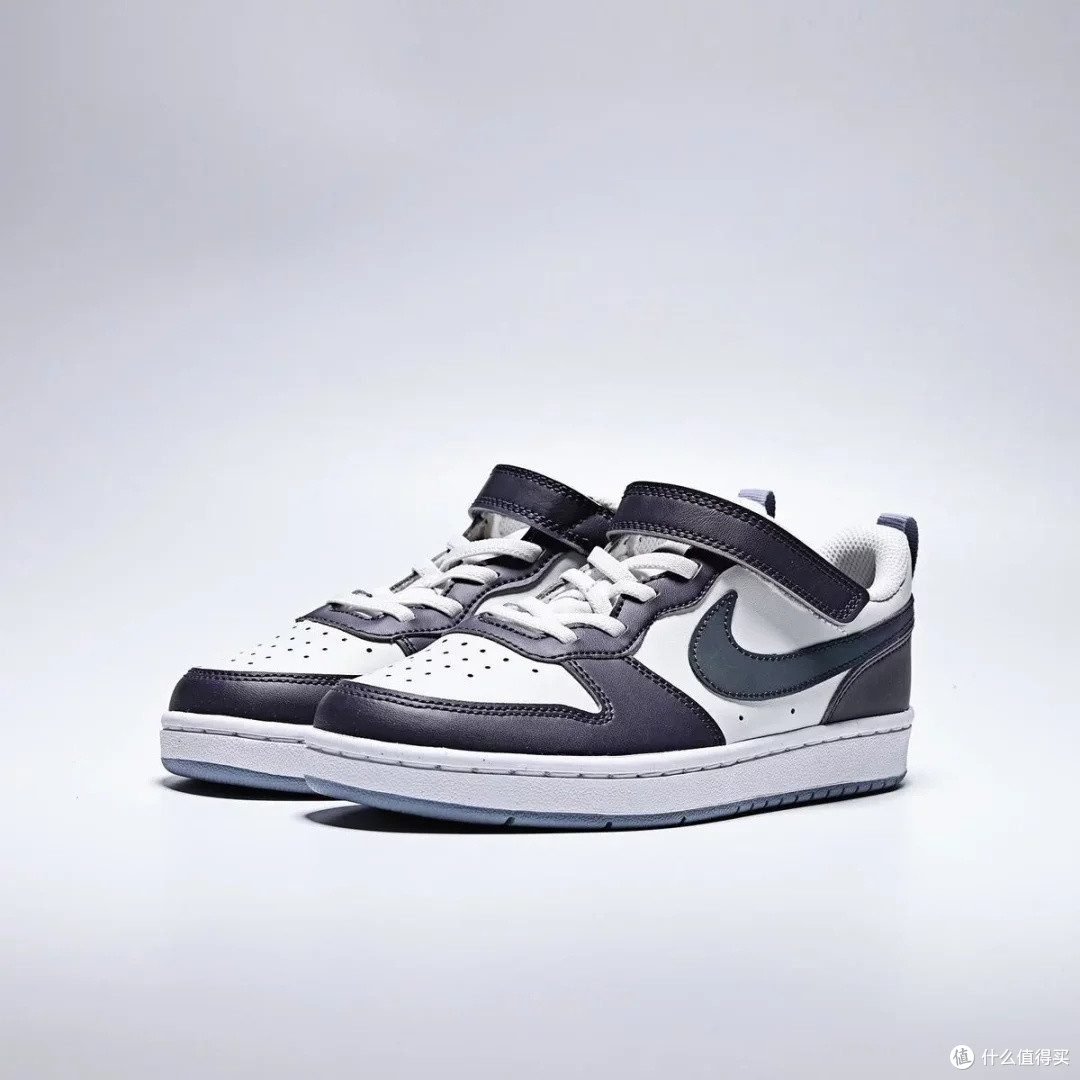 Nike幼童鞋:舒适透气全能