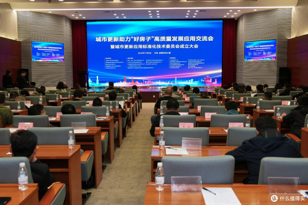 阿克苏诺贝尔解码城市更新战略,多乐士获“2025好房子优选部品”