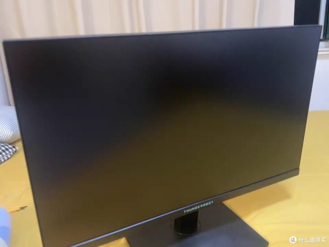 雷神ZQ27F210显示器评测