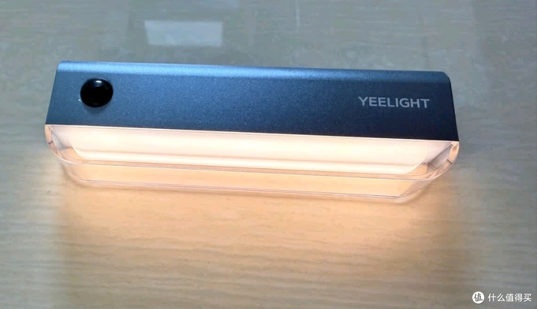 Yeelight易来夜灯:智能联动与美学设计