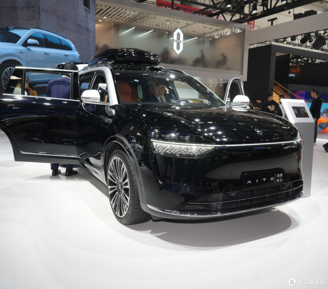 问界M9电动汽车600公里续航