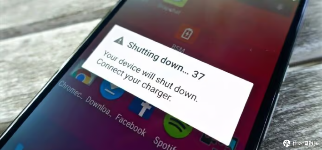 Google 推出新规,针对“偷偷耗电”的应用进行警示与降级