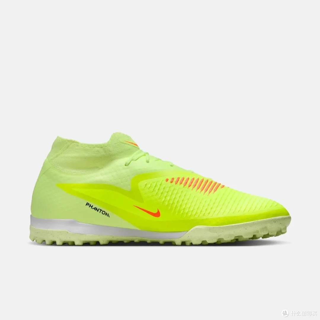 Nike PHANTOM 6 HIGH ACAD TF 鞋面科技与触感
