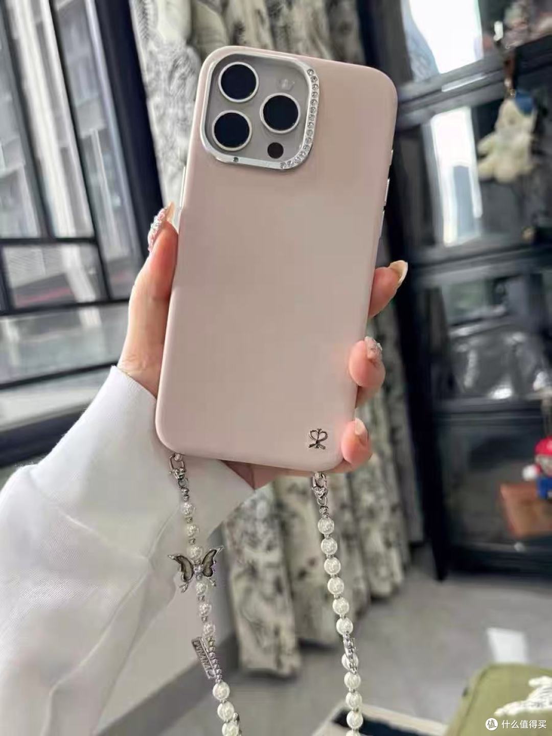 谁懂啊!iPhone配上这水晶壳直接美到封神✨