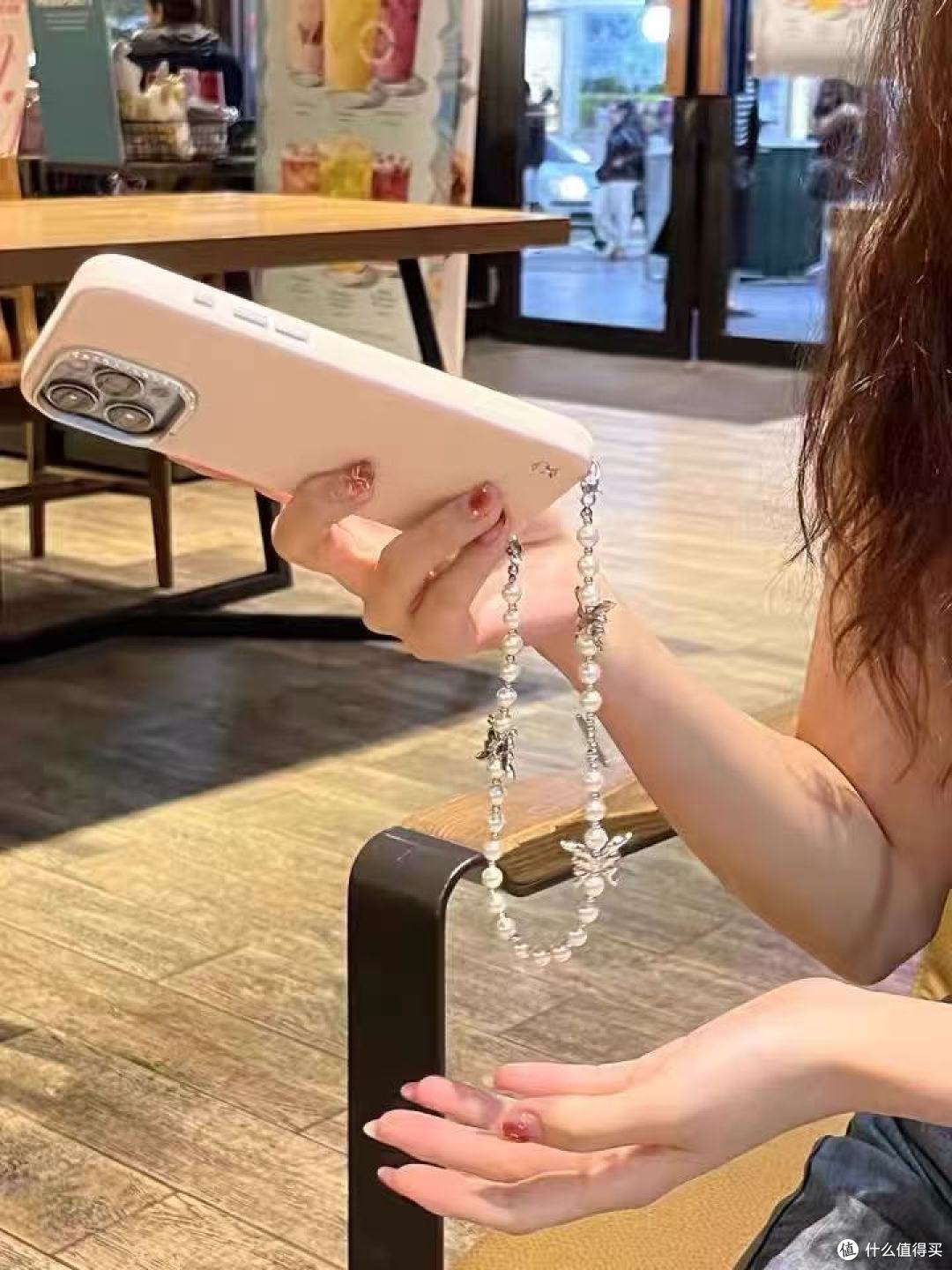 PYNANA翡娜娜手机链封神!斜跨解放双手还巨显贵✨