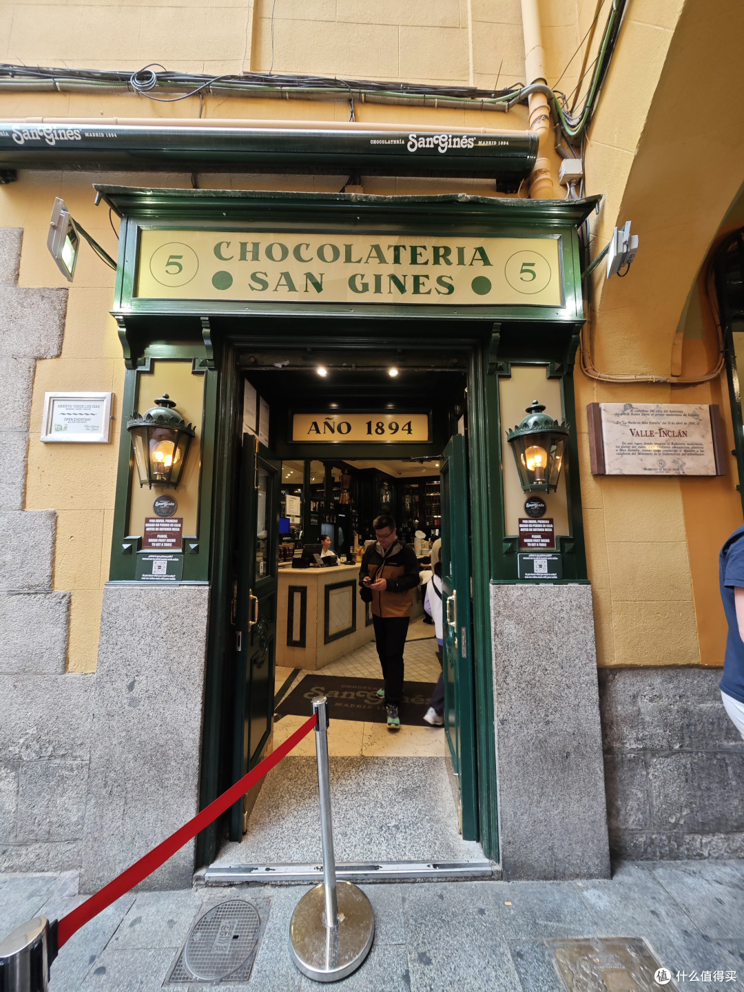 西葡之旅：百年油条老店让中国胃找到熟悉感