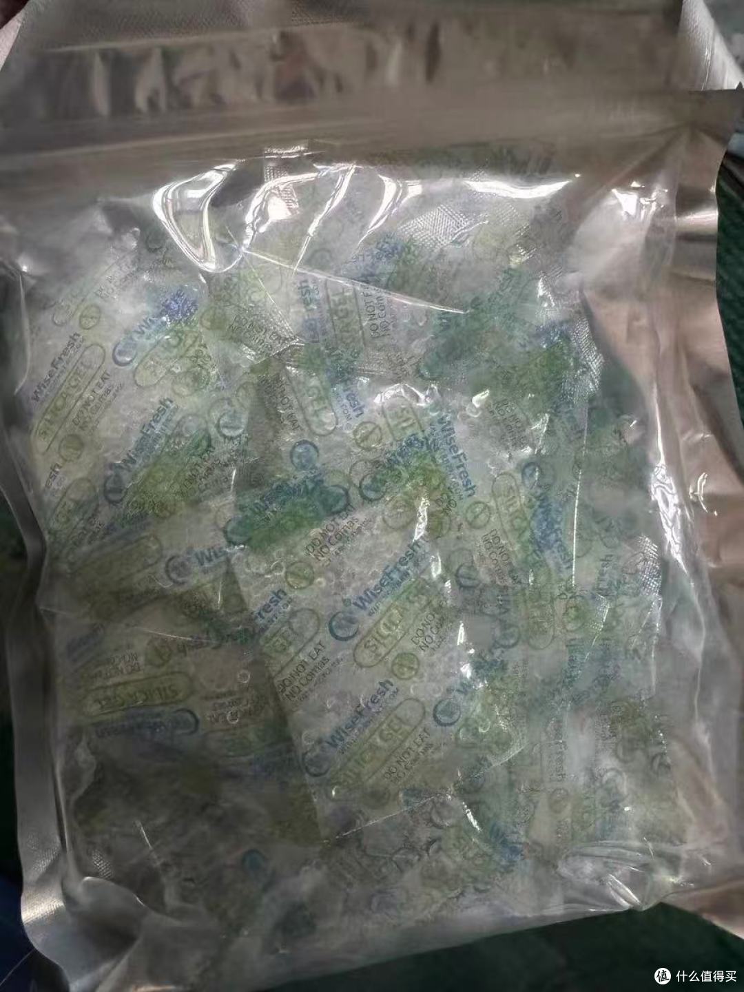 利威防油型宠物储粮桶:给爱宠的每一口新鲜,都藏着安心密码
