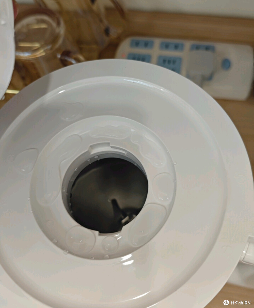 米家豆浆机:1L容量免手洗