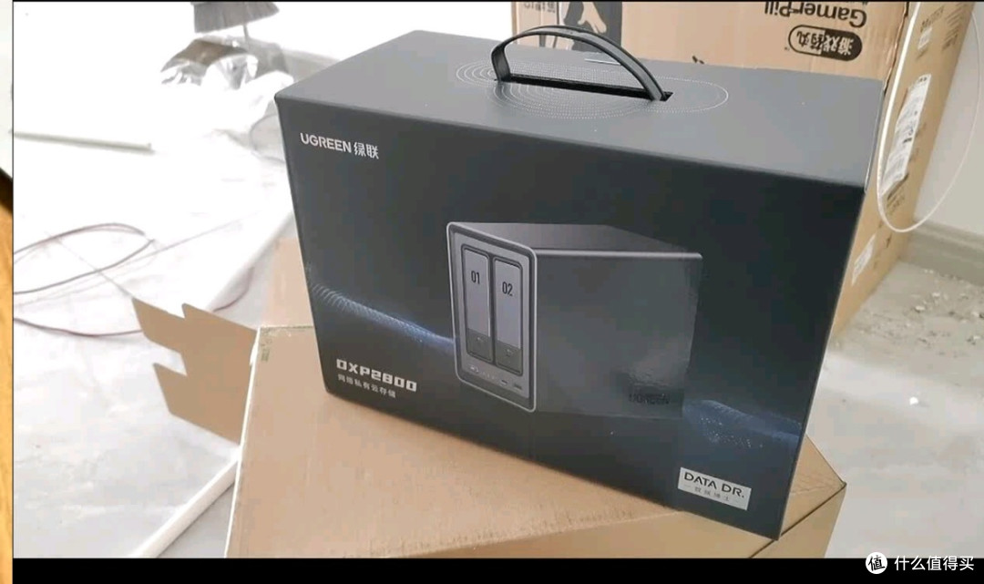 绿联私有云DXP2800iPhone17扩容神器+家庭AI记忆管家