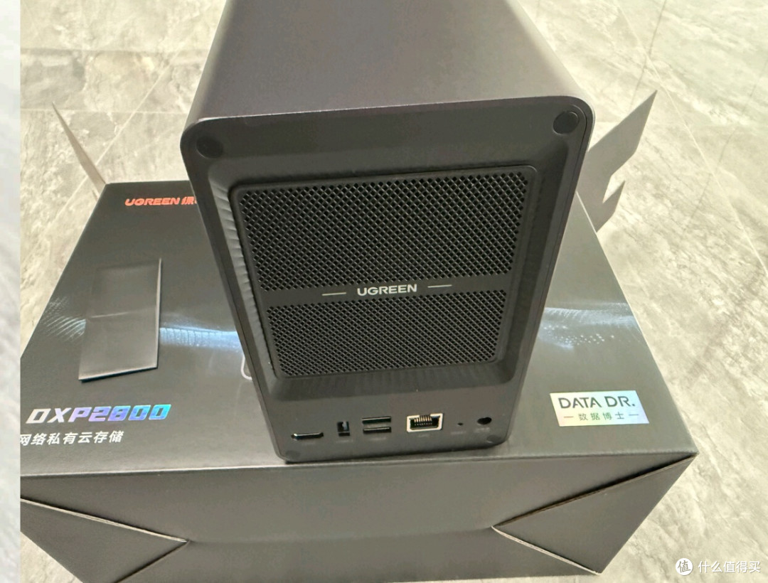 绿联私有云DXP2800iPhone17扩容神器+家庭AI记忆管家