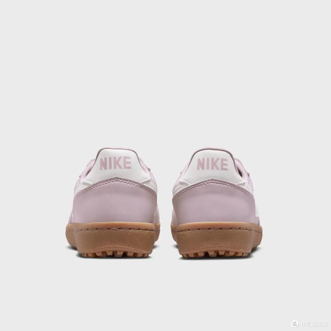 Nike女子运动鞋:舒适与时尚兼备
