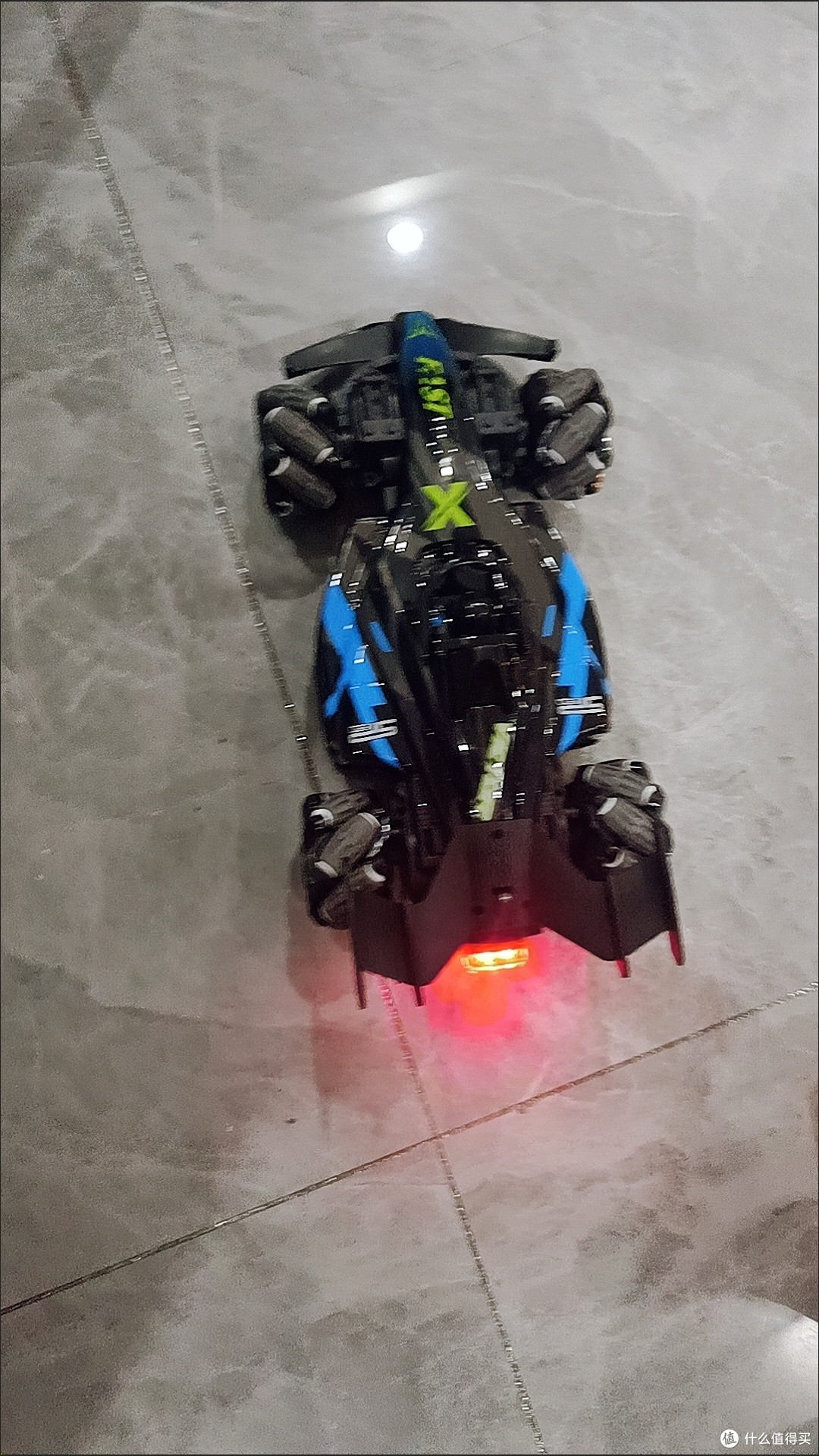 双十一男宝疯玩!F1手势感应喷雾赛车,特技漂移太酷炫!