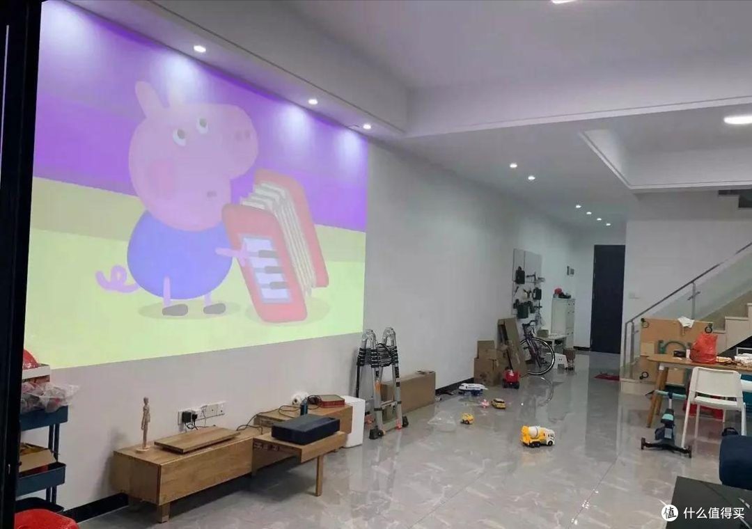 不要冲动,家用投影仪没有想象中的那么好!它不一定可以胜过电视