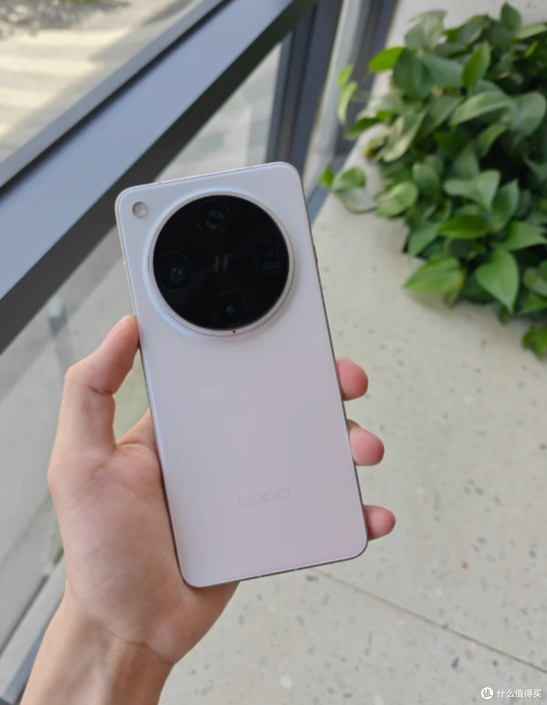 2025年拍照手机排行,第一名是OPPO,苹果只能排第三!