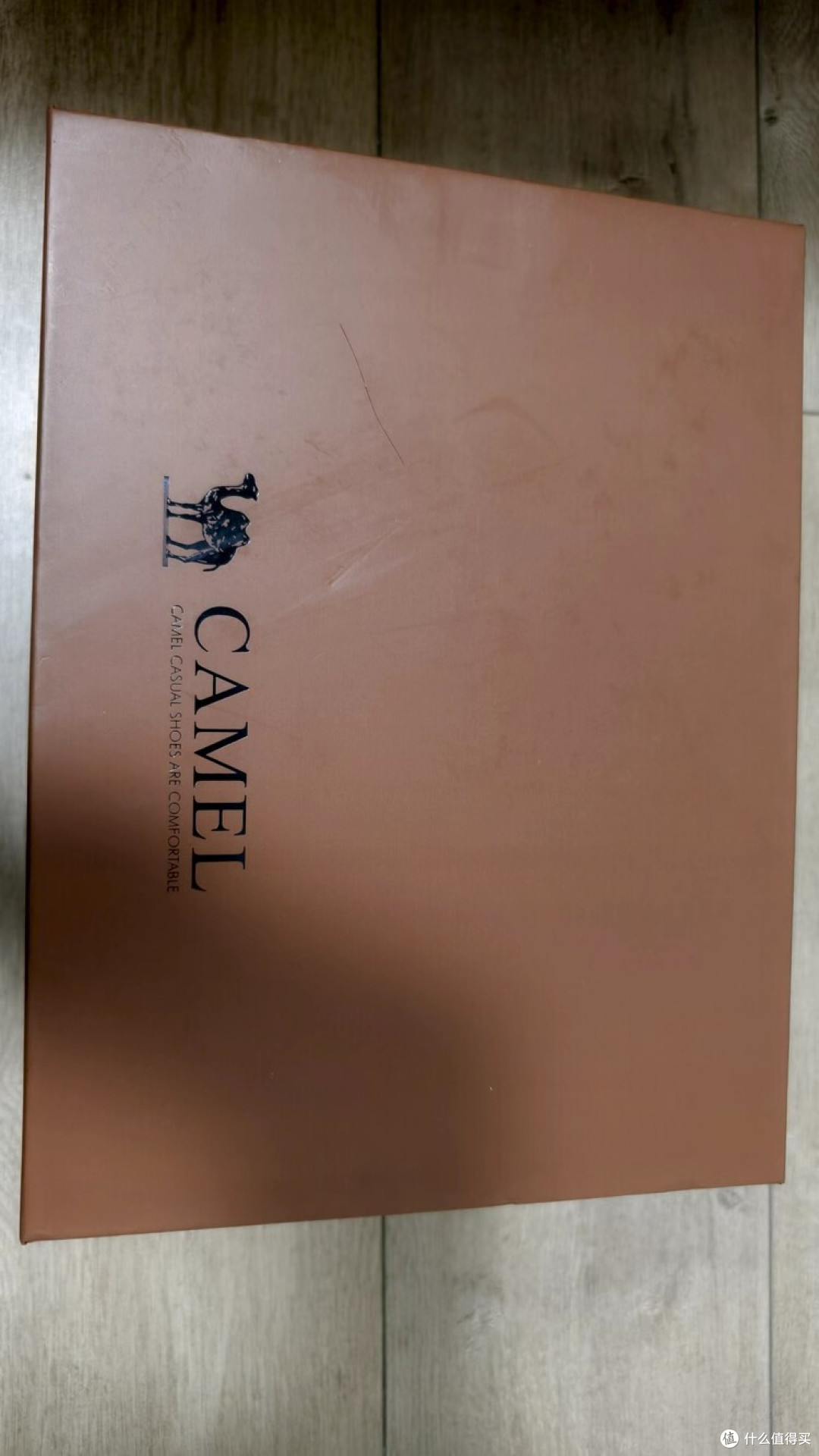 银灰老爹鞋：舒适与美观兼备