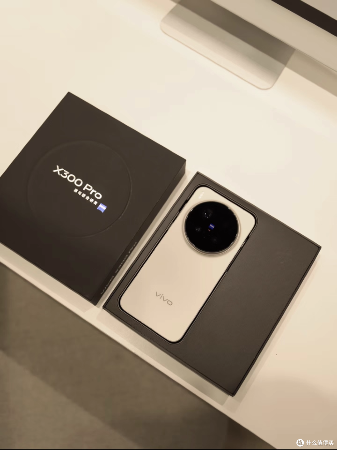 用了才懂!vivo X300 Pro比中端机舒服太多