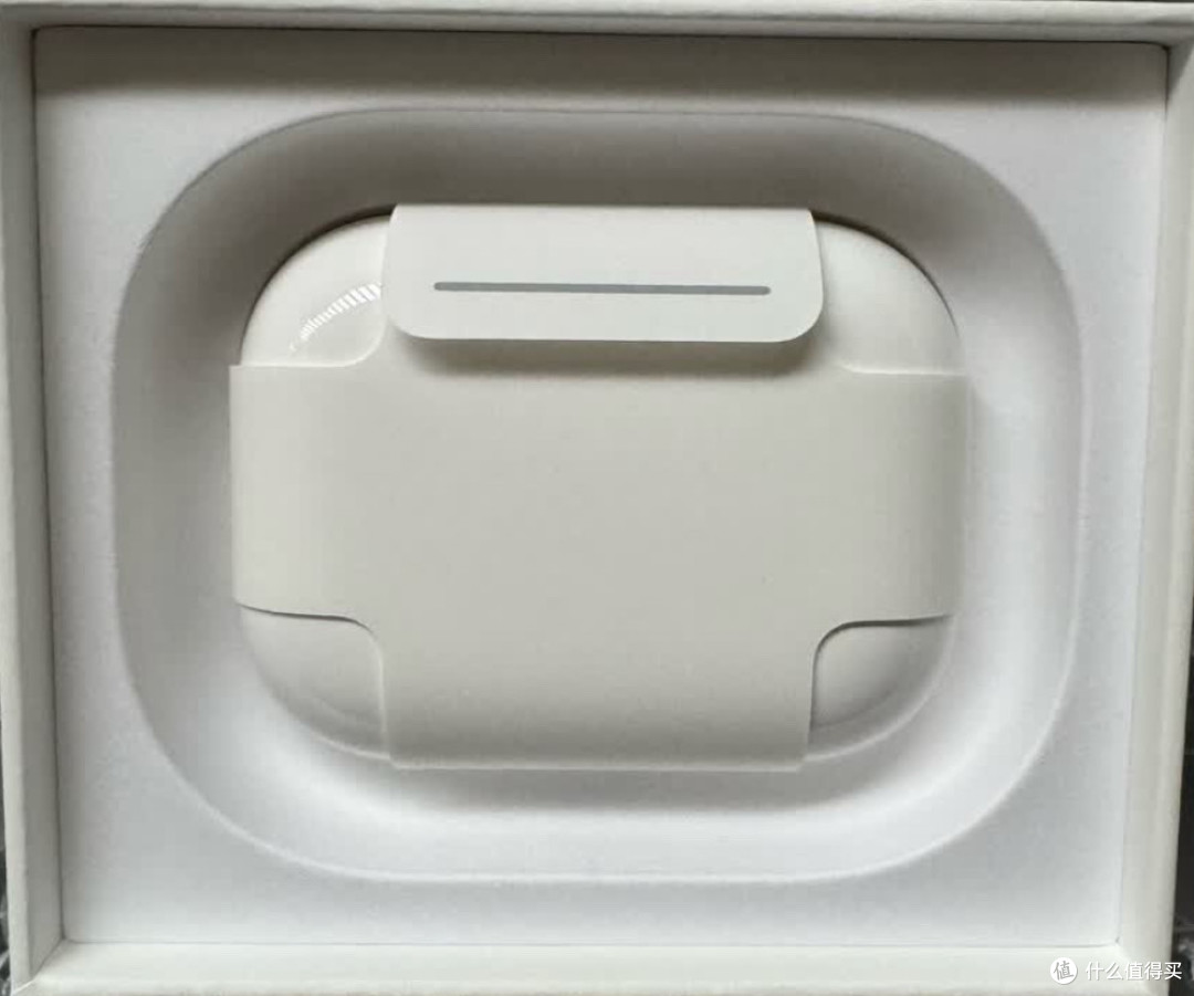 AirPods Pro 3 :苹果全家桶的完美拼图,体验全面超越期待