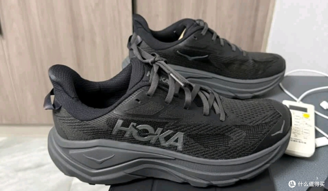 秋季实战利器：HOKA挑战者8
