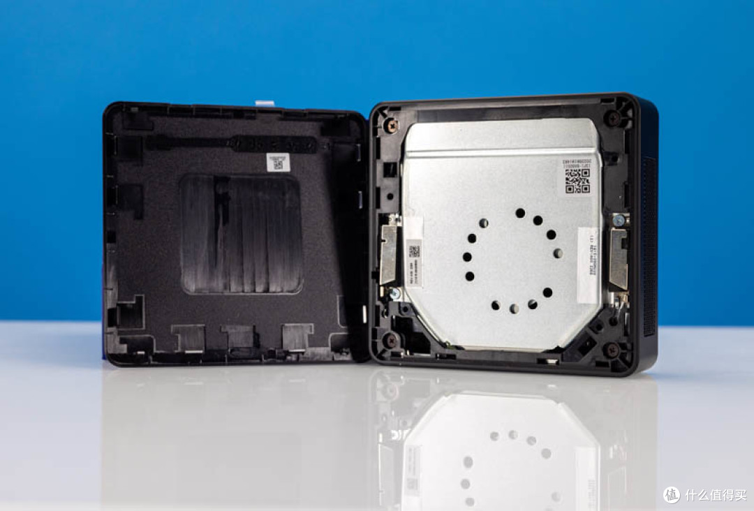 英特尔 NUC 12 Pro “华尔街峡谷” 评测(带风扇和无风扇版)