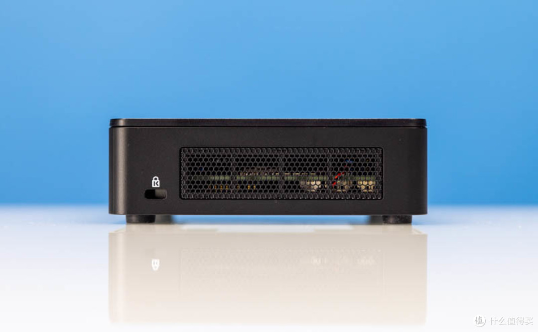 英特尔 NUC 12 Pro “华尔街峡谷” 评测(带风扇和无风扇版)