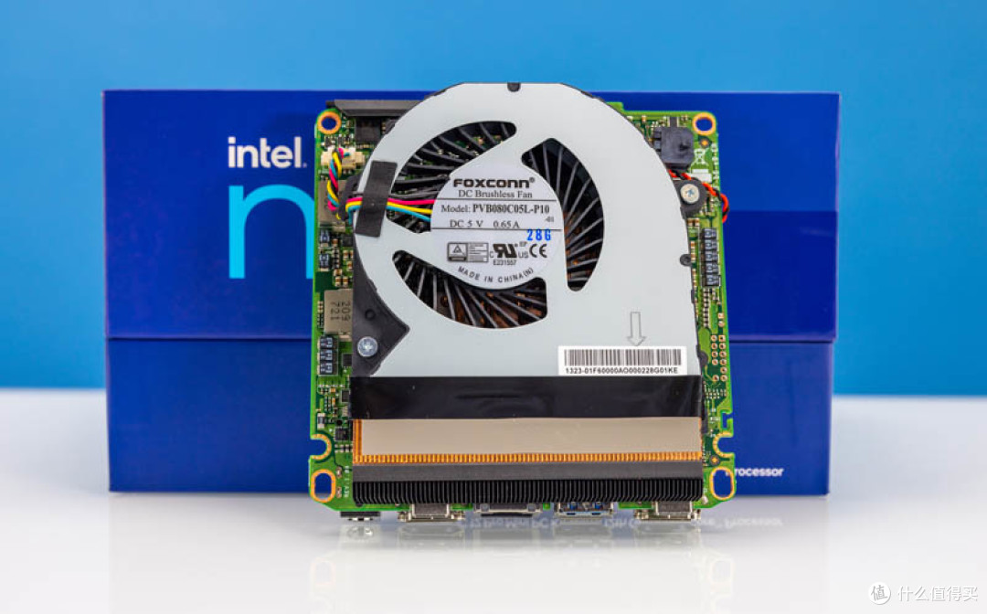 英特尔 NUC 12 Pro “华尔街峡谷” 评测(带风扇和无风扇版)