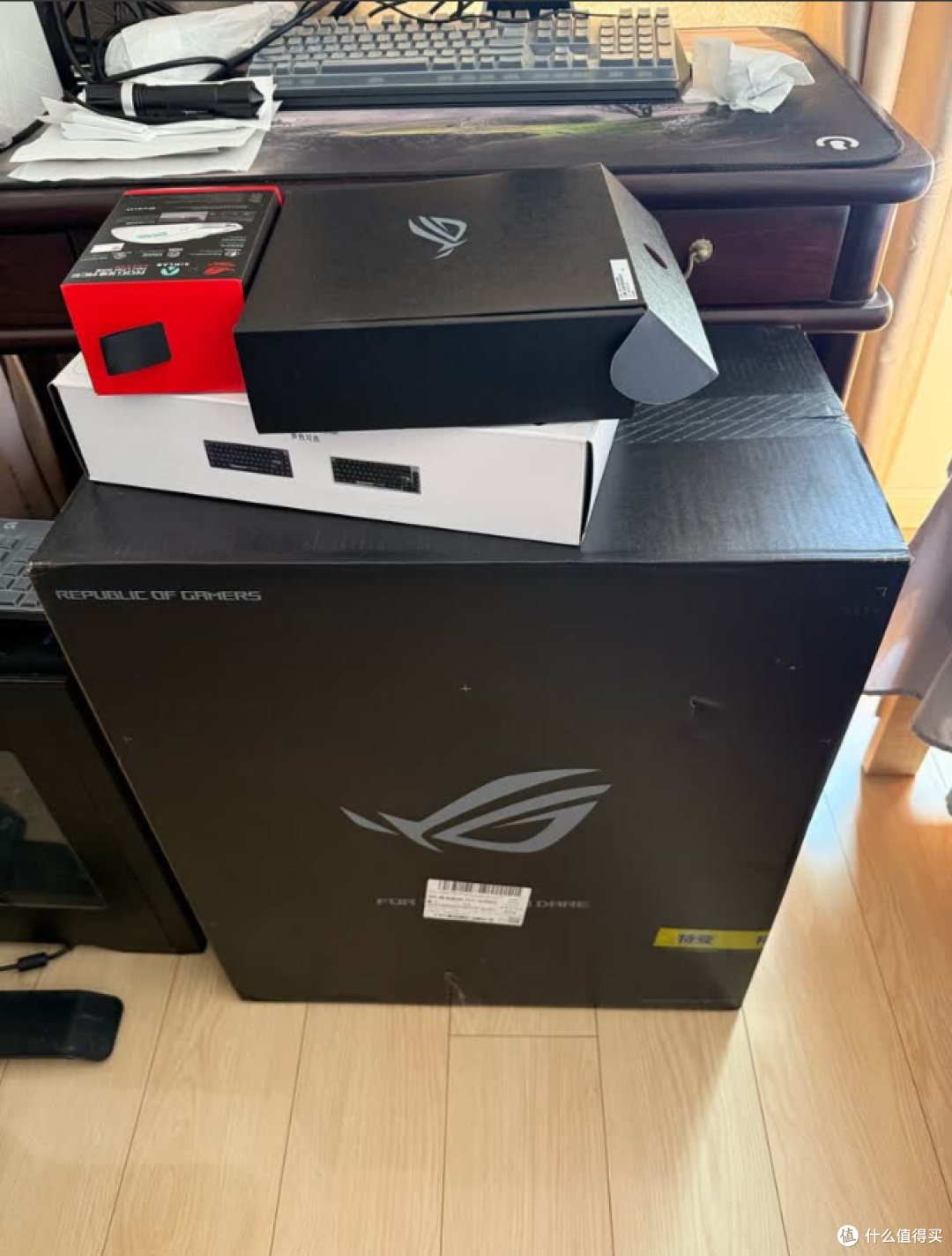 酷睿 Ultra 坐镇!ROG 魔霸 9X:科研党万元级闭眼冲的 3A 主机